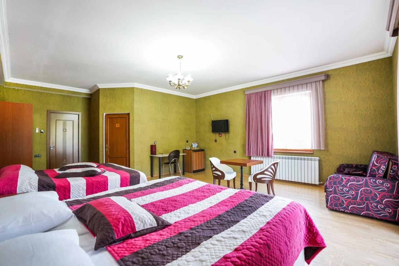 Natali Hotel Bordžomi Exteriér fotografie